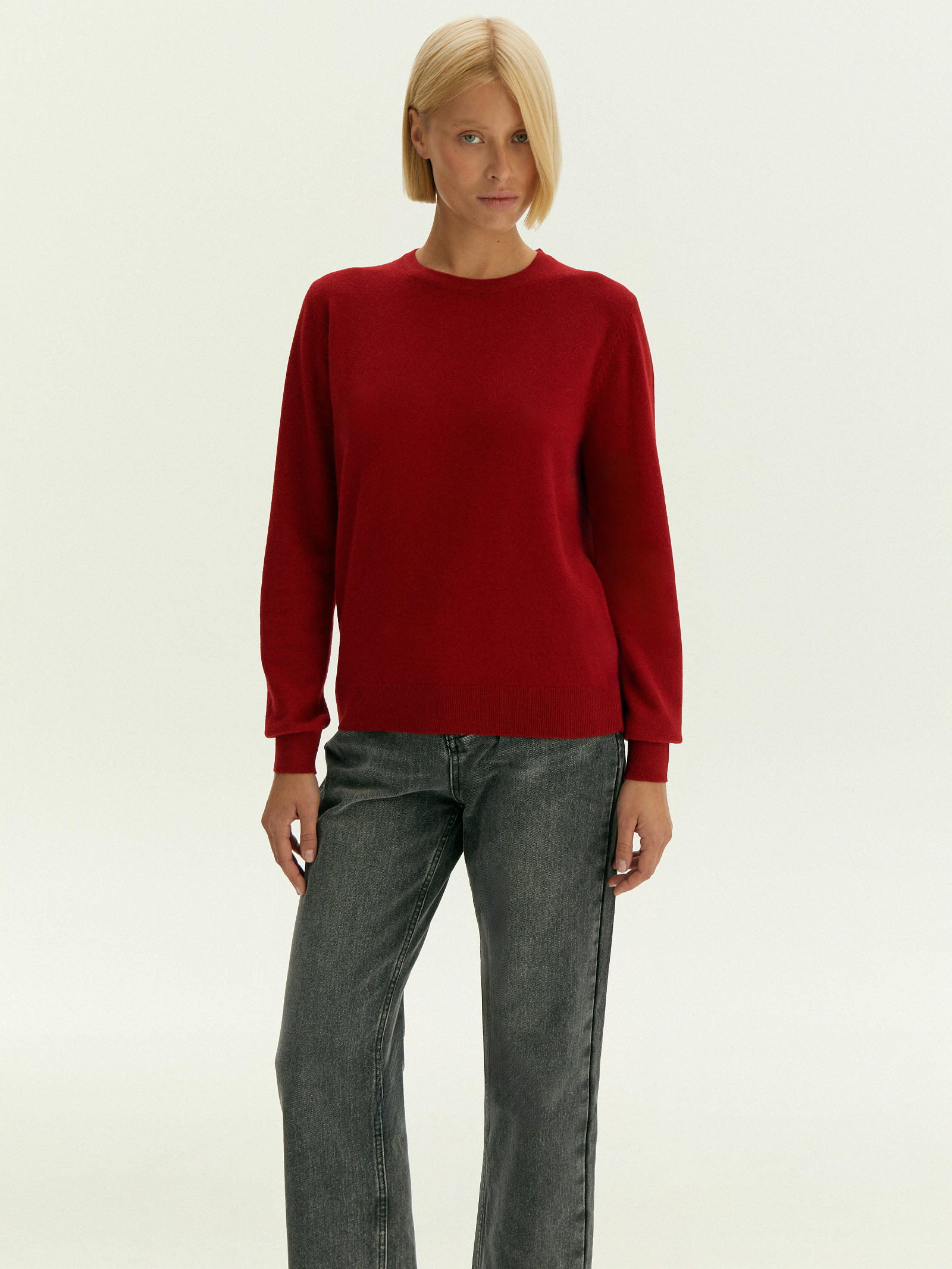 Джемпер из вискозного трикотажа с добавлением шерсти